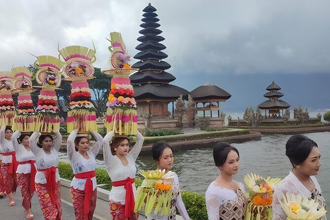 Jatiluwih Spiritual Journey of Melukat with Rice Terrace View - Reviews Insights