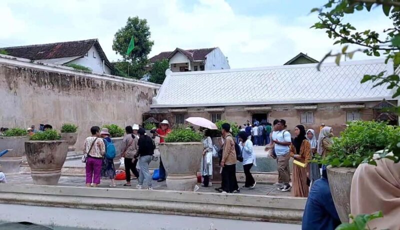 Java's Golden Triangle: Stones, Spires & Water Castle Sunset - FAQs