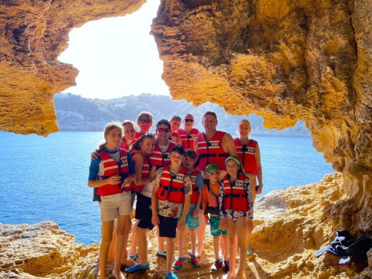 javea-cala-portixol-kayak-tour-with-snorkel-cliff-jumping