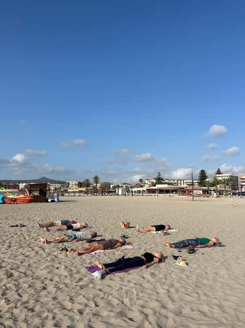 Jávea: Playa de L'Arenal - Morning Beach Yoga Class - An Overview of the Beach Yoga Experience in Jávea