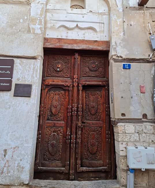 Jeddah: City tour include old Jeddah OR Safari - Why This Tour Represents Good Value