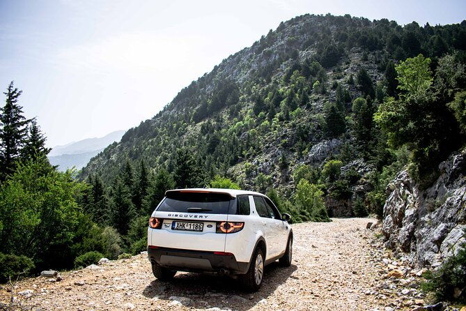 jeep-safari-journey-to-kallergi-refuge-via-the-white-mountains