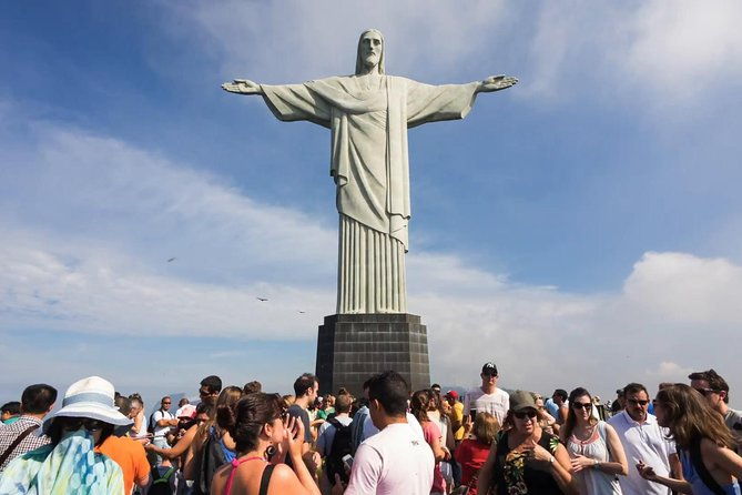 jeep-tour-4-wonders-christ-redeeemer-sugar-loaf-maracana-selaron