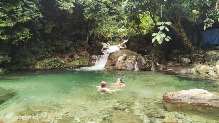jeep-tour-hoi-an-to-hue-and-admire-the-hai-van-pass