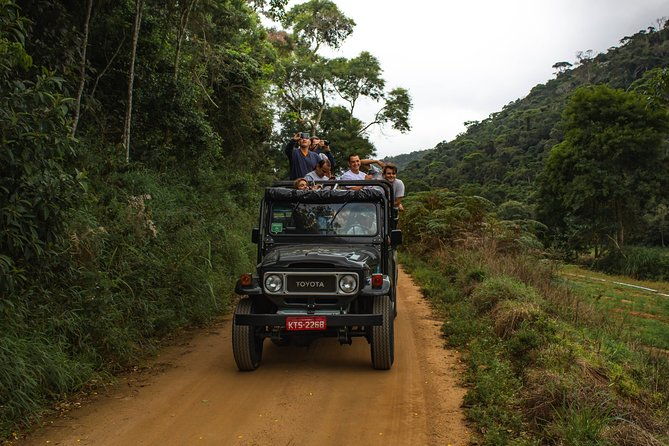 jeep-tour-petropolis-rj-ecotourism-waterfall-and-tastings