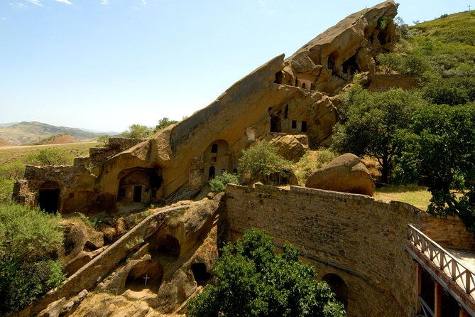 jeep-tour-to-david-gareja-semi-desert-wildlife