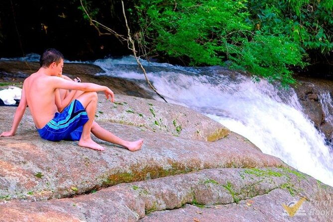 jeep-tour-to-waterfalls-and-stills-by-paraty-tours