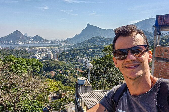 jeepnculture-rocinha-favela-and-tijuca-rainforest-tour