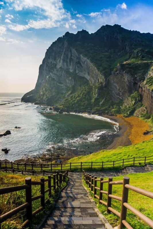 Jeju: Day Tour, Small Volcano & Landmark & UNESCO Heritage - Exploring Jeju’s Natural Wonders