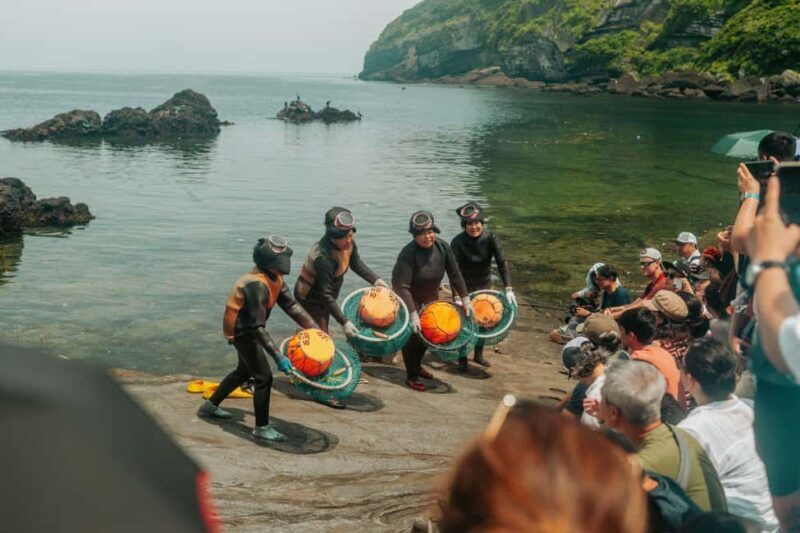Jeju East Small Group Tour Cherry Blossom & Woman Diver Show - FAQs
