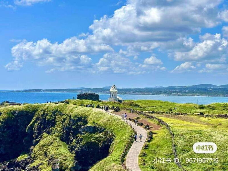 Jeju: Eastern UNESCO Sites Tour with Haenyeo Show - The Itinerary in Detail: What You’ll Experience