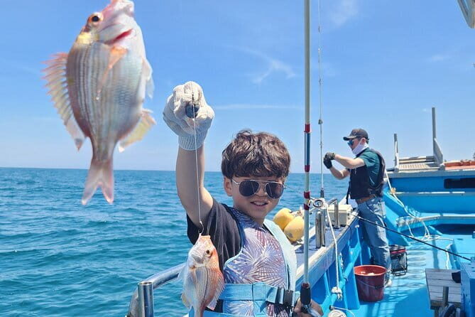 Jeju Hidden Gem Sea Boat Fishing Tour with Lunch - Key Points