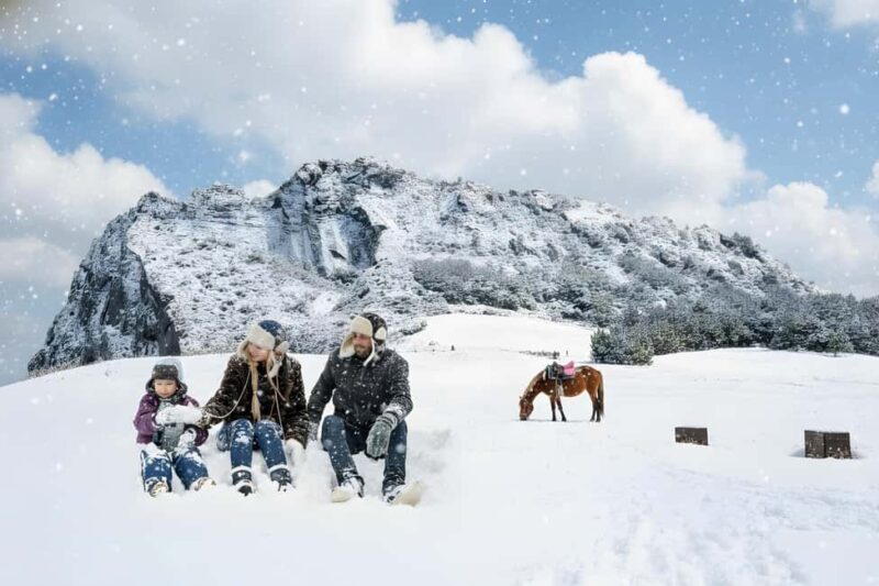 Jeju Island: East Jeju UNESCO Highlights Full-Day Tour - Itinerary Breakdown