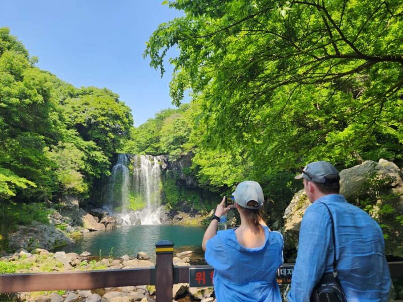Jeju: Luxury Private Tour with UNESCO Sites & Yacht Cruise - Practical Details and Tips