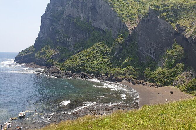 Jeju Private Day Tour- Seongsan Ilchulbong & Haenyeo performance - FAQ