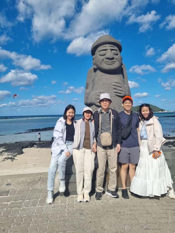 Jeju: Private Van Sightseeing Tours with Licensed Tour Guide - Key Points