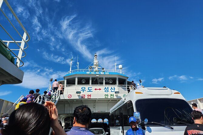 Jeju Udo Electric Bike and Seongsan Ilchulbong Private Tour - Key Points