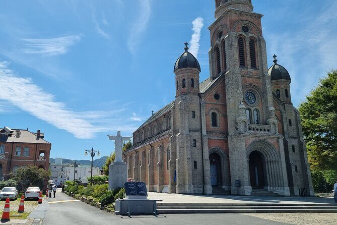 Jeonju Hanok Village and Maisan Tapsa Temple Day Tour From Seoul - FAQ
