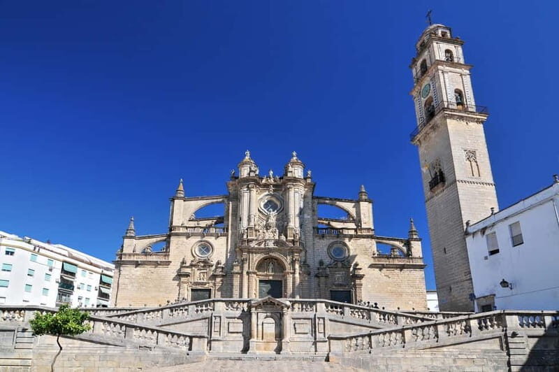 Jerez, Bodega Tío Pepe y Real Escuela de Arte Ecuestre - Free Time in Jerez