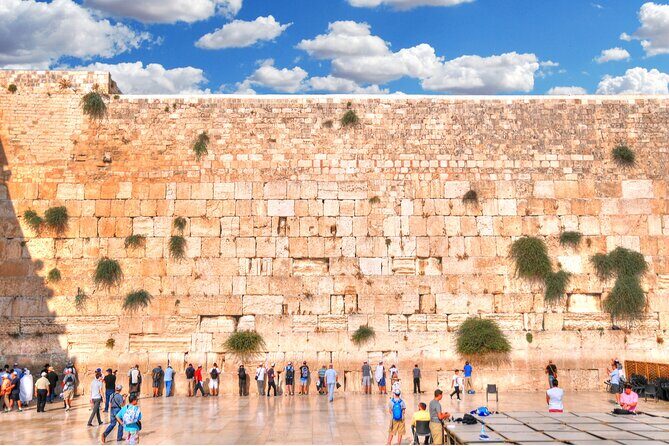 Jerusalem Old and New Holy Sites Tour from Jerusalem - FAQ