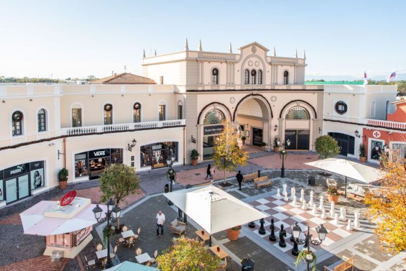 jesolo-lido-express-bus-to-noventa-di-piave-designer-outlet