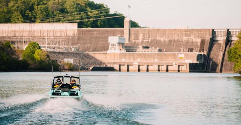 jet-boat-adventure-in-the-smokies-dam-tour
