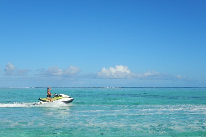 Jet-ski excursion 3 hrs Jet ski excursion to Moorea (single or two-seater) - What Travelers Can Expect