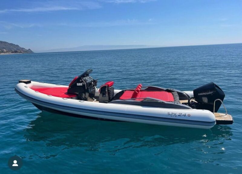 Jet ski Rent in Taormina and Letojanni. Partner White Lotus - Who Would Love This Experience?