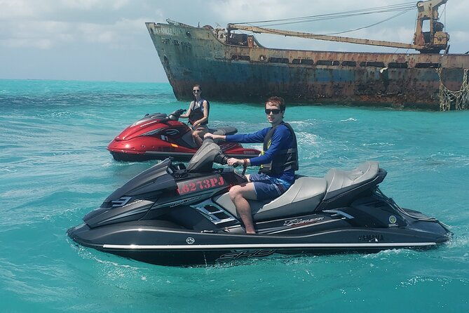 jet-ski-shipwreck-and-private-island-excursion
