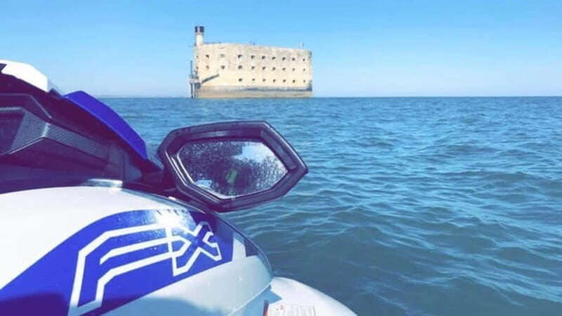 Jet-ski Tour 1 hour île de Ré - The Pricing and Value