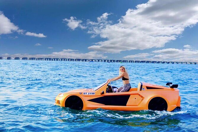 Jetcar Ride in Dubai With Optional Pickup and Drop off - The Experience from a Reviewers Perspective