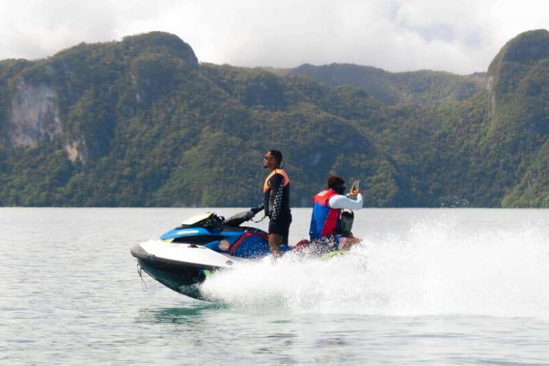 jetski-langkawi-explore-mangroves-tuba-island-views