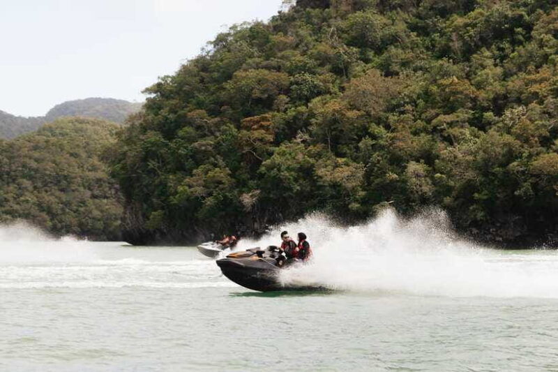 jetski-langkawi-explore-mangroves-tuba-island-views
