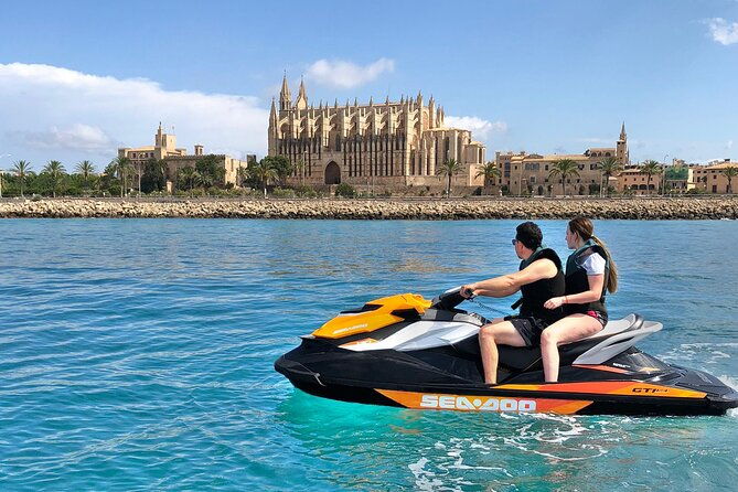 jetski-tour-to-the-emblematic-palma-cathedral