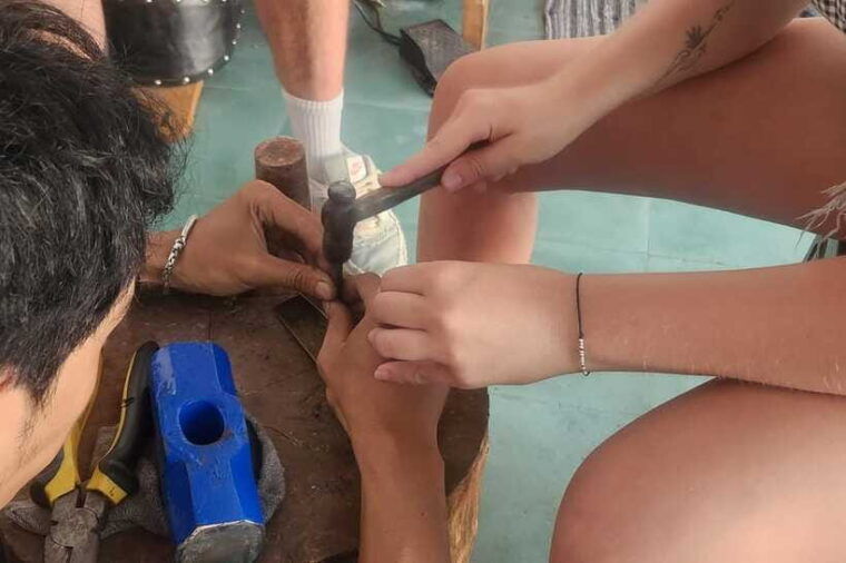jewelry-making-class