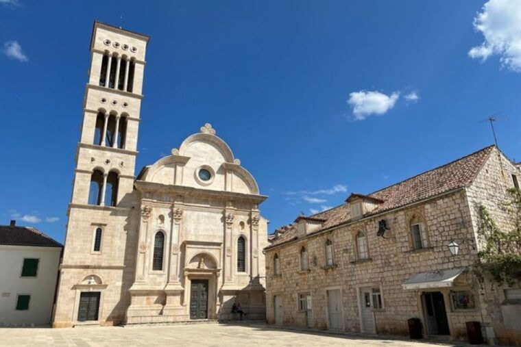 jewels-of-hvar-guided-walking-tour-2