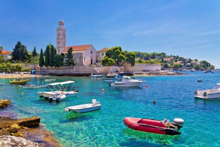 jewels-of-hvar-guided-walking-tour-2