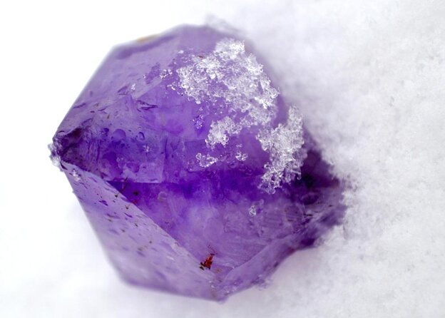 jewels-of-lapland-visit-to-amethyst-mine-in-luosto
