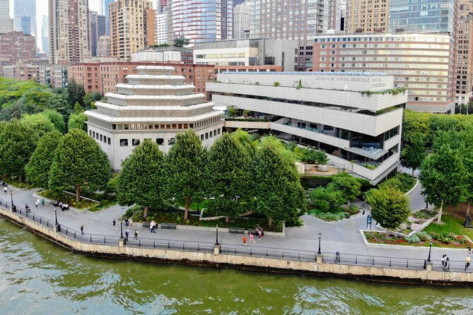 jewish-history-of-nyc-private-tour-with-transfers-2