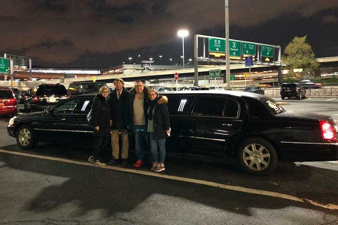 jfk-airport-limo-pick-up-with-extra-one-hour-nyc-limo-sightseeing-tour