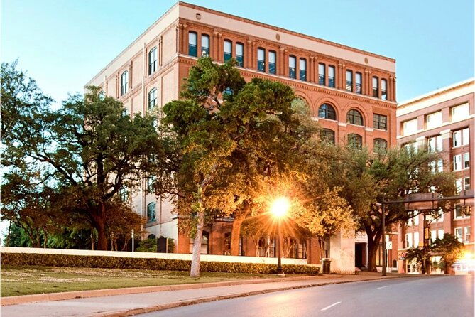 jfk-food-culture-walking-tour-with-food-tours-of-america