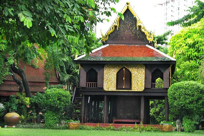 Jim Thompson's House & National Museum Tour from Bangkok - Overview of the Tour Experience