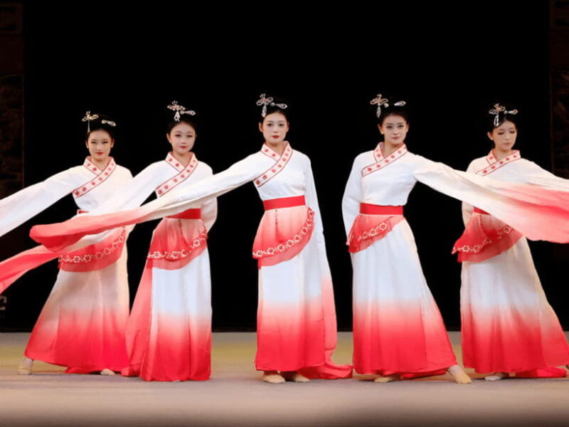 jinjiang-theatereight-face-changing-legendary-sichuan-opera