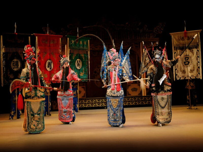 jinjiang-theatereight-face-changing-legendary-sichuan-opera