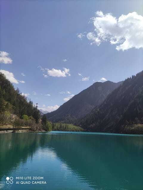 jiuzhaigou-3-day-tour-with-bullet-train-transfers