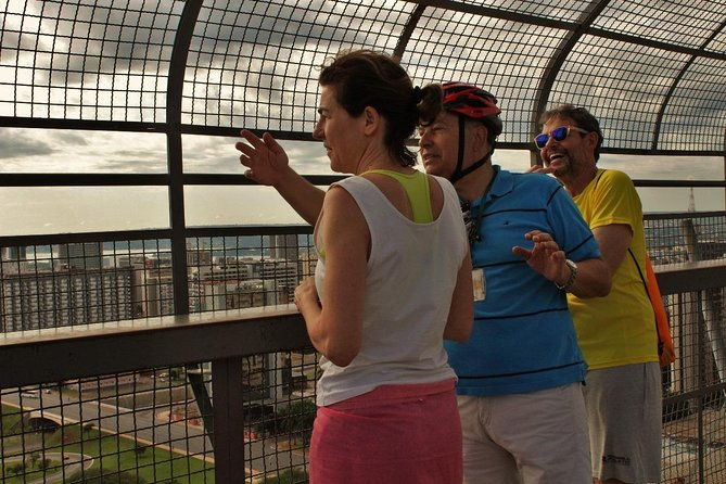 jk-memorial-bike-tour-and-crystal-square