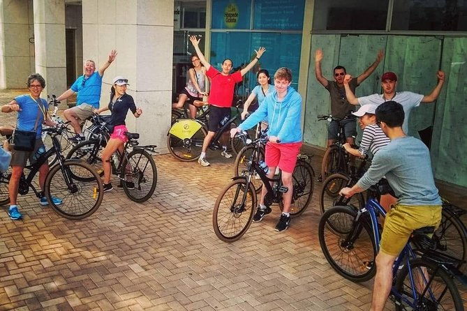 jk-memorial-bike-tour-and-crystal-square
