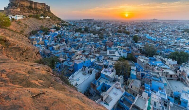 Jodhpur: Mehrangarh & Udaipur Lakeside 2-Day Tour with Lunch - FAQs