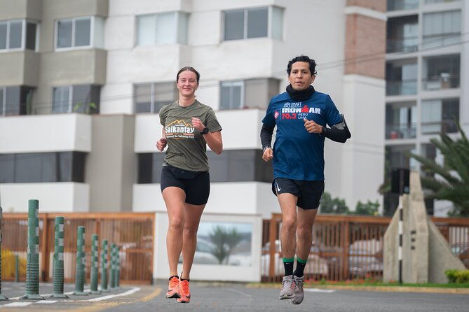 jogging-activity-through-tourist-places-facing-the-sea-in-lima