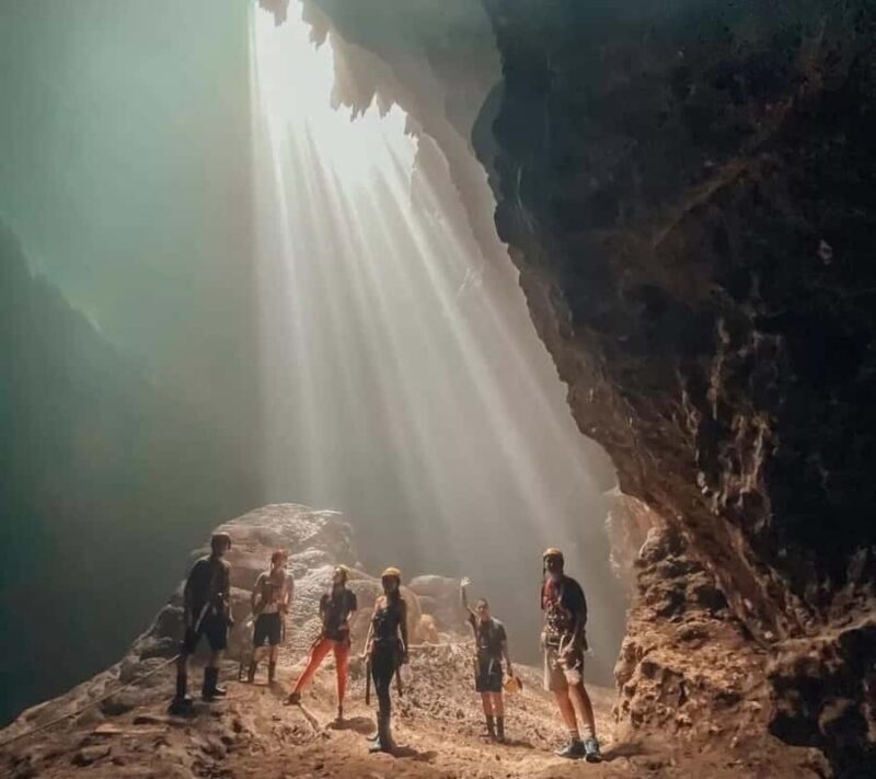 Jogja: Sunrise Turgo Hills, Jomblang Cave, Pindul Tubing - FAQ